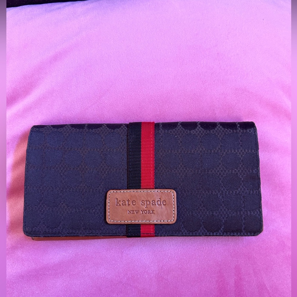 Kate Spade New York Classic Noel Adrienne Chocolate Wallet~Very Rare~Very Chic~